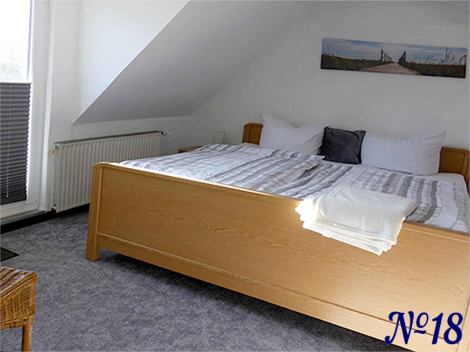 Ferienwohnung Gerhards Esens Buitenkant foto